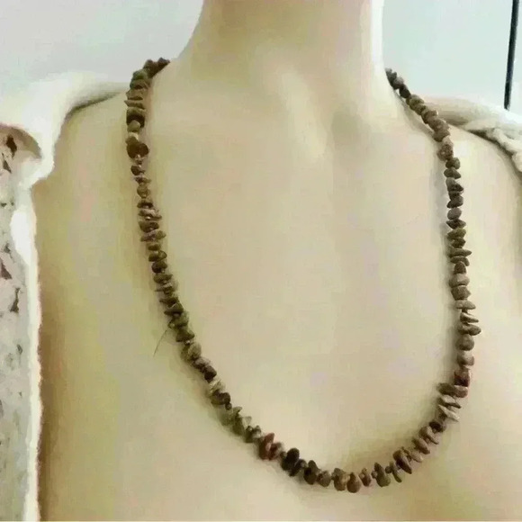 Vintage Unakite  gemstone necklace - Picture 6 of 9